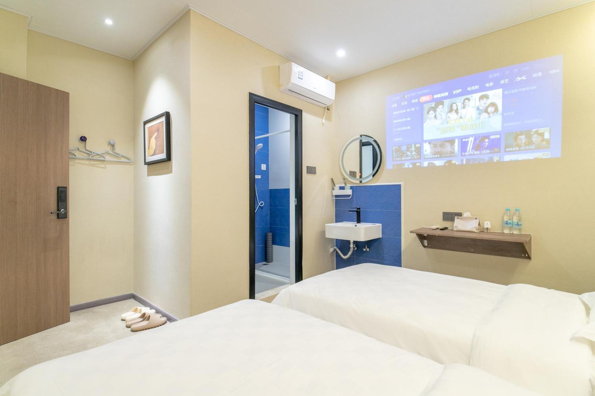 Puzzle Hotel Guangzhou Fenghuang New Village Subway Station Zewnętrze zdjęcie